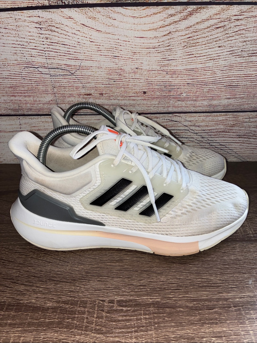 Pre Owned Adidas Bounce EQ21 Sneak Women’s 8.5 White Gray Low Top Running Shoe